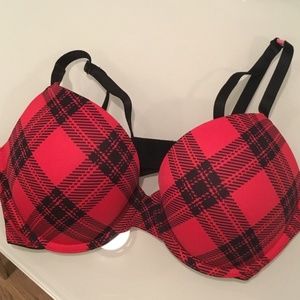 NWT 36C VS PINK Padded Bra